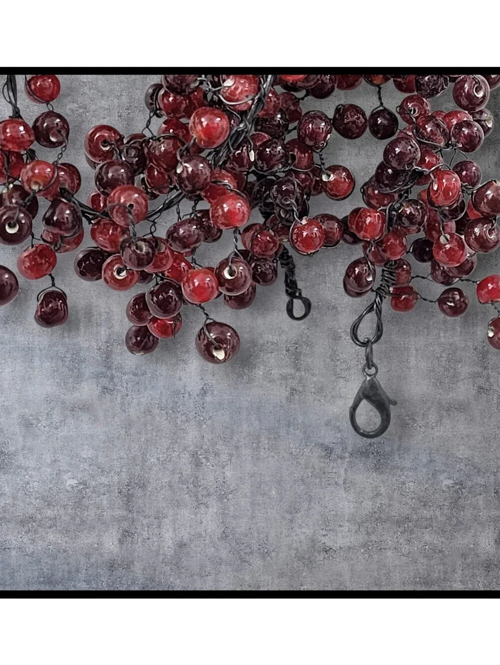 NWT Rare Vintage Pottery Barn Pepperberry Glass Bead Garland 5 Feet Red NIP NEW